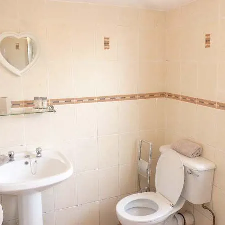 Doogara Cottage, Ballaghadereen * Ballaghaderreen